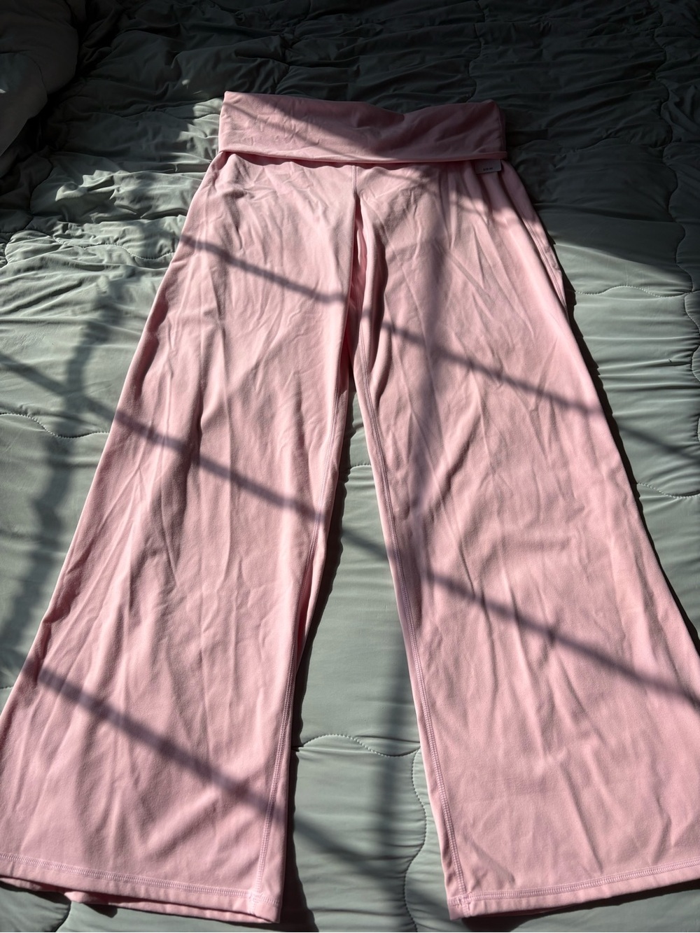 Ardene camactive fold over straight leg pant